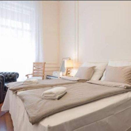 Luxury Art Deco Suite Close To Museum Of Fine Arts Будапеща Екстериор снимка