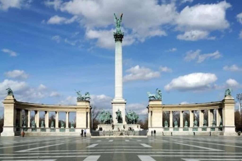 Luxury Art Deco Suite Close To Museum Of Fine Arts Будапеща Екстериор снимка