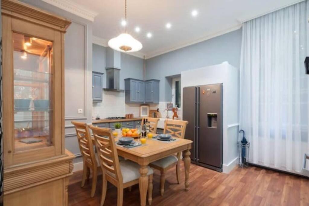 Luxury Art Deco Suite Close To Museum Of Fine Arts Будапеща Екстериор снимка